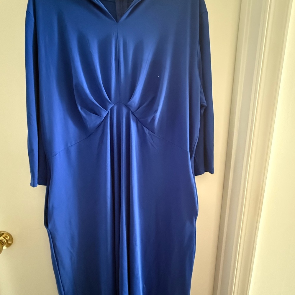 Elegant Blue Midi V-neck Dress